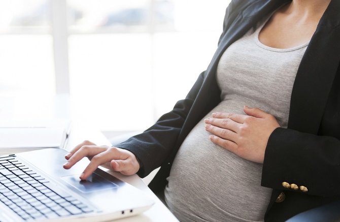 Как рассчитать средний дневной заработок по беременности и родам