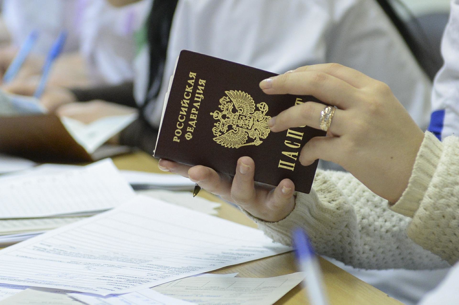 Можно ли сменить фото в паспорте по собственному желанию